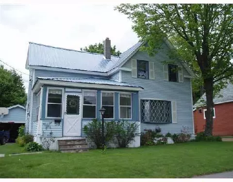 20 Maple St, East Millinocket, ME 04430 photo 1