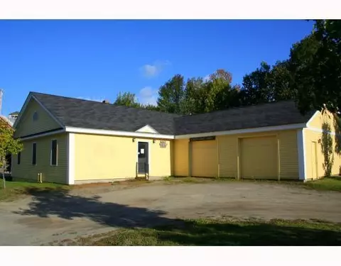 205 Depot St, Unity, ME 04988 photo 1