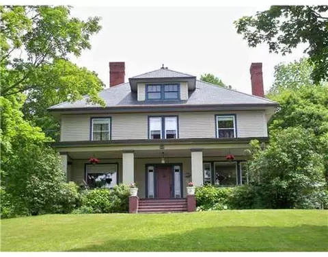 20 High St, Dexter, ME 04930 photo 1
