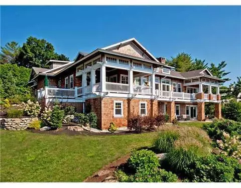 25 Intervale Rd, York, ME 03902 photo 1