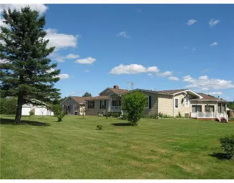 100 Goff Rd, Dexter, ME 04930 photo 1