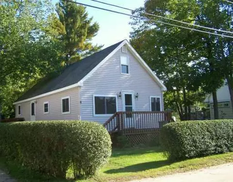 8 Center St, Lewiston, ME 04240 photo 1
