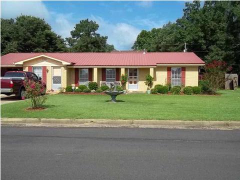 610 10th Ave, Magee, MS 39111 photo 1