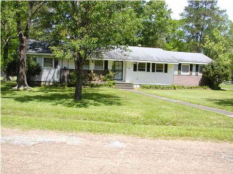 150 Wildwood Cir, Jackson, MS 39212 photo 1