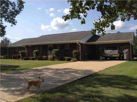 1105 Second Ave, Magee, MS 39111 photo 1