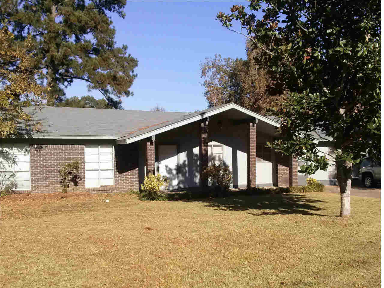 2612 Roxanne Dr, Pearl, MS 39208 photo 1