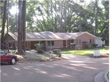 509 Debbie Dr, Yazoo City, MS 39194 photo 1