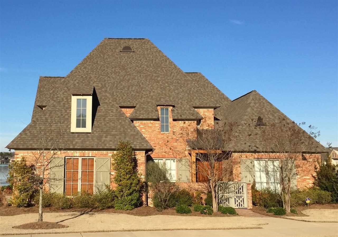 311 Lake Village Dr, Madison, MS 39110 photo 1