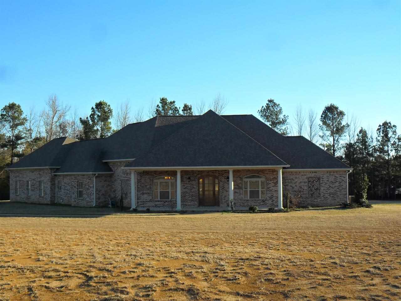 113 Sutter Dr, Terry, MS 39170 photo 1