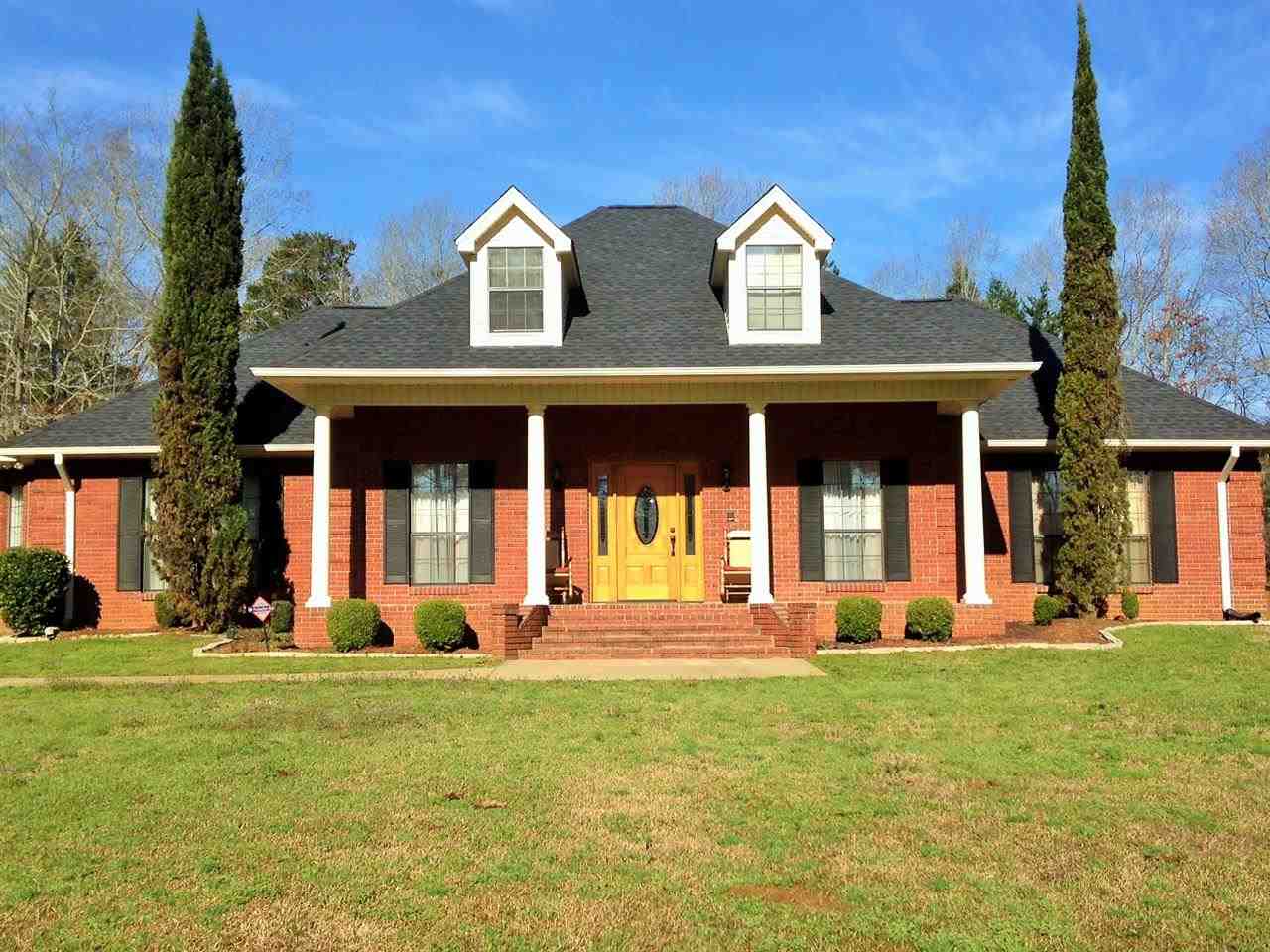 552 N Springlake Cir, Terry, MS 39170 photo 1