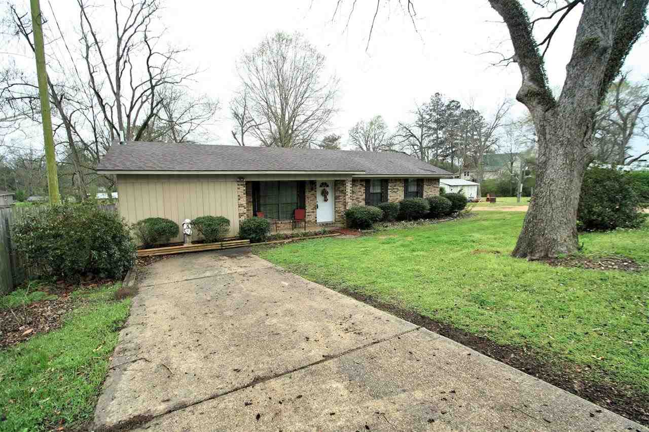 1014 8th St, Wesson, MS 39191 photo 1