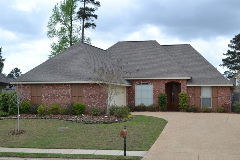 150 Willow Crest Cir, Brandon, MS 39047 photo 1