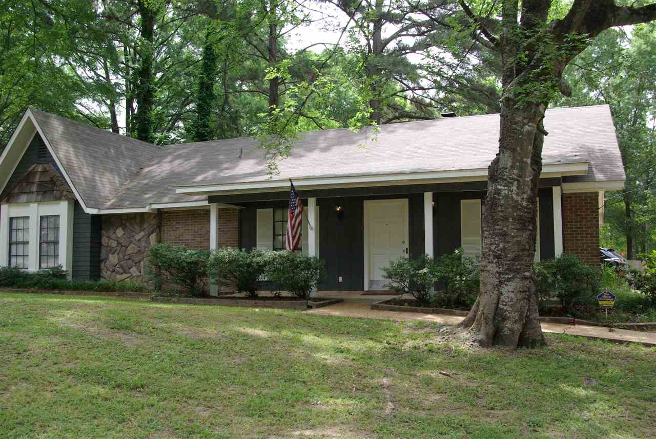 1529 Tracewood, Jackson, MS 39211 photo 1