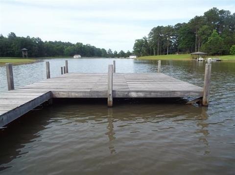 104 Cedar Ridge Dr, Canton, MS 39046 photo 1