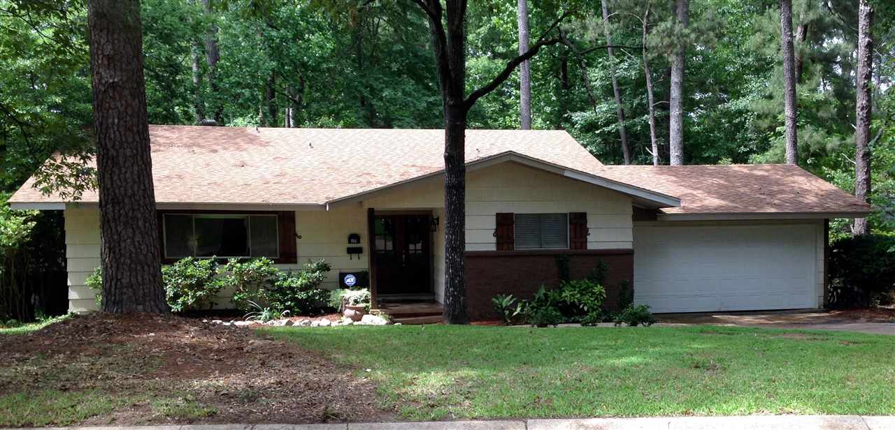 156 Chippewa Cir, Jackson, MS 39211 photo 1