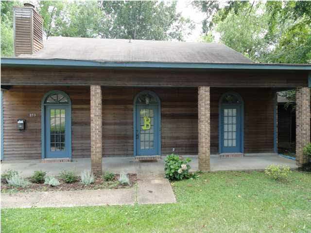 859 Fairfax Cir, Jackson, MS 39211 photo 1