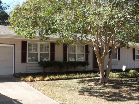 4521 Ridgewood Rd, Jackson, MS 39211 photo 1