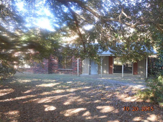 1054 Sunset Hls, Summit, MS 39666 photo 1