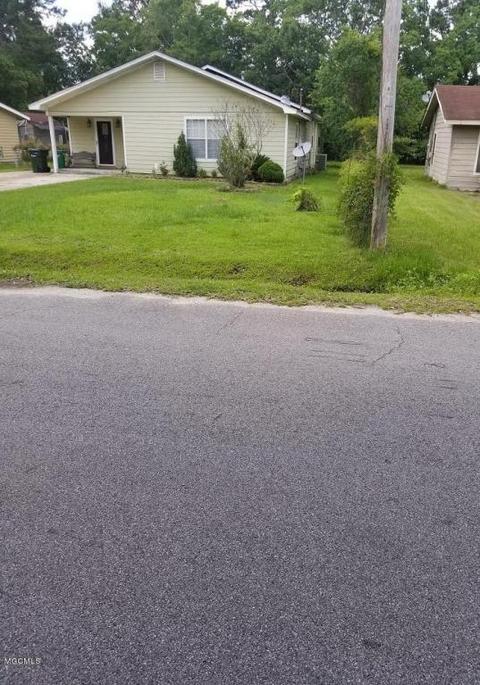 3519 Lawrence St, Moss Point, MS 39563 photo 1