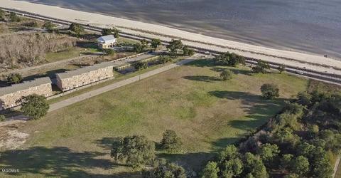 2012 W 2nd St, Long Beach, MS 39560 photo 1