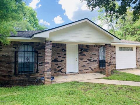 15304 Anderson Dr, Biloxi, MS 39532 photo 1