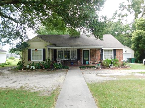 5119 Beardslee St, Moss Point, MS 39563 photo 1