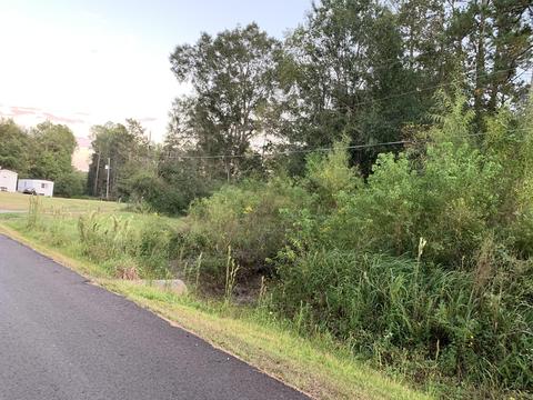 8521 Division Dr, Moss Point, MS 39562 photo 14
