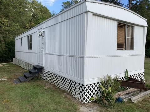 8521 Division Dr, Moss Point, MS 39562 photo 7