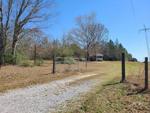 22107 Mcdowell Rd, Saucier, MS 39574 photo 1