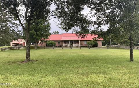160 Lloyd Eubanks Rd, Lucedale, MS 39452 photo 1