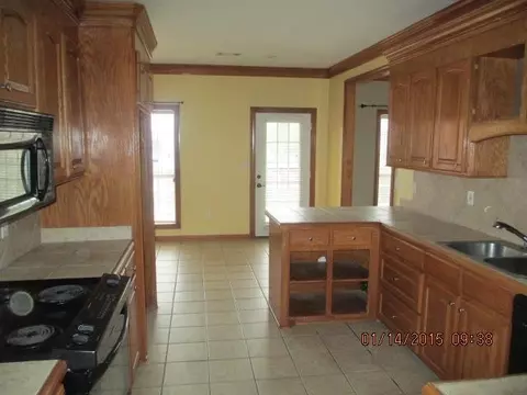300 White Sand Rd, Florence, MS 39073 photo 4