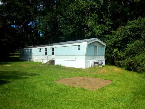 1085 Carruth Dr, Summit, MS 39666 photo 1
