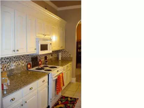 173 Grandview Dr, Florence, MS 39073 photo 9