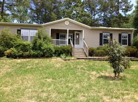 1068 Laura Ln, Summit, MS 39666 photo 1