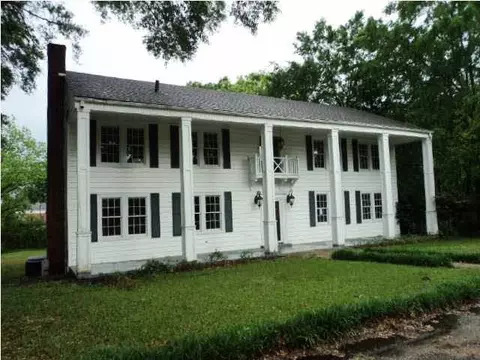 202 E Simpson Ave, Mendenhall, MS 39114 photo 1
