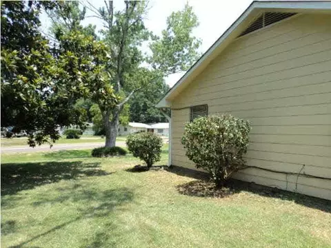 305 Melrose Dr, Jackson, MS 39211 photo 14