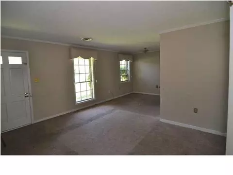 305 Melrose Dr, Jackson, MS 39211 photo 8