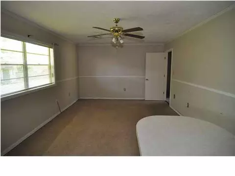 305 Melrose Dr, Jackson, MS 39211 photo 6