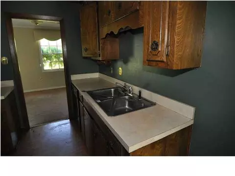 305 Melrose Dr, Jackson, MS 39211 photo 3