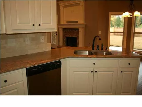 418 Julee Cir, Brandon, MS 39042 photo 9
