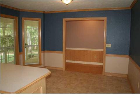 437 Point Dr, Brandon, MS 39047 photo 6