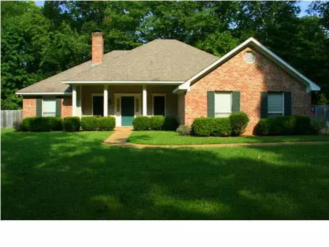 5167 Terry Rd, Jackson, MS 39212 photo 1