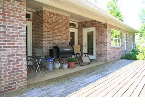 220 Legacy Dr, Brandon, MS 39042 photo 9