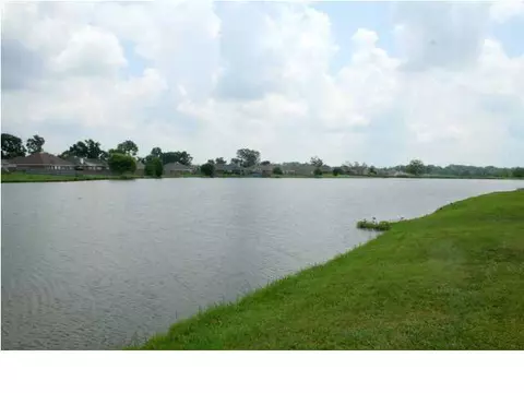 216 Charlene Dr, Byram, MS 39272 photo 9