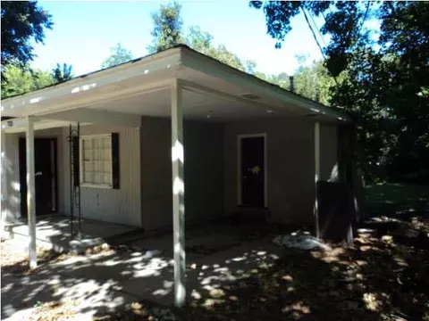 2006 Paden St, Jackson, MS 39204 photo 2