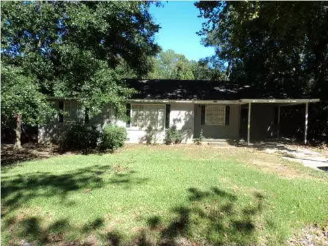 2006 Paden St, Jackson, MS 39204 photo 1