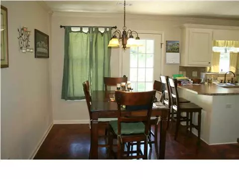 107 Torrence Cv, Byram, MS 39272 photo 9