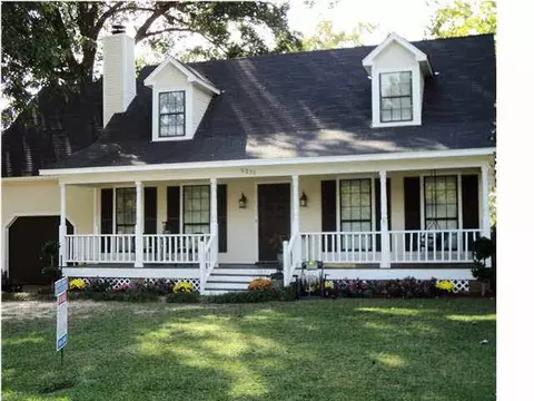 5251 Ponce De Leon Pl, Jackson, MS 39206 photo 1