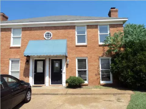 10 River Run Dr, Jackson, MS 39211 photo 1