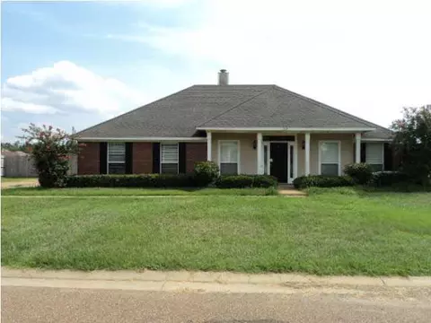 309 Mallory Dr, Byram, MS 39272 photo 1